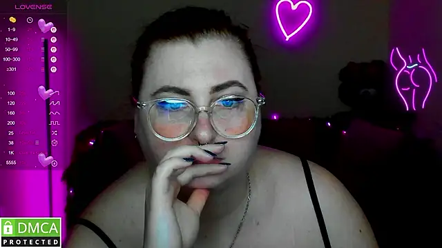 Alicia_love00 webcam