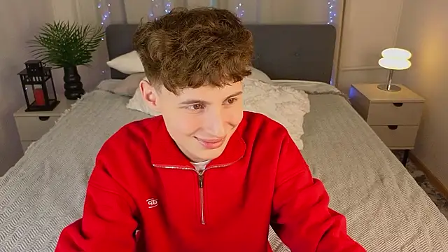 crisp1n (M young) - Cum show 2