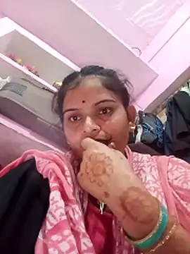 Webcam Model (Uma_pande)  is live.Free join now!