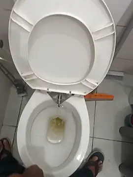 gururonny07 (Ask my age) - 🎯