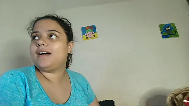 luisahot_9727 webcam