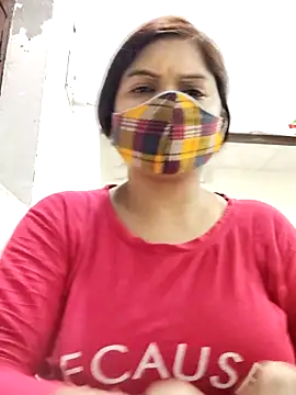 Webcam Model (illay_love)  is live.Free join now!