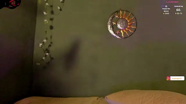 lucymagical1 webcam