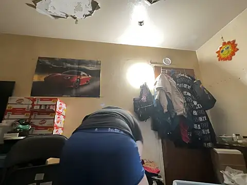 Snowbunnycake_131 webcam