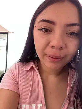 valepradaoficial webcam