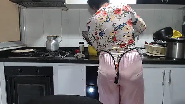 kateleyagrey live sex cam