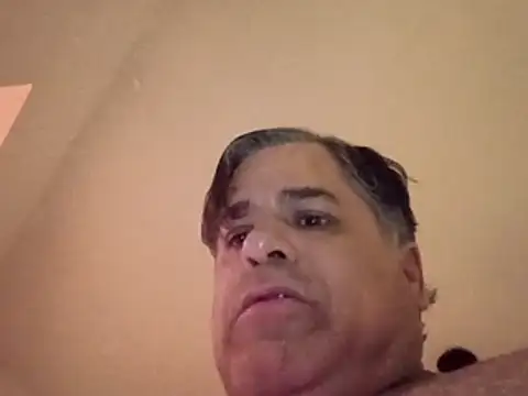 Peachestabby147 webcam