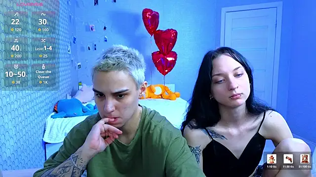 LuxuryLoverss webcam