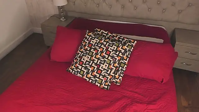 sienna_brunette (F teen) - Hot, lovely suck dildo