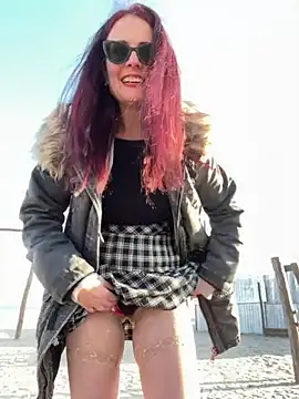 NataKitten live sex cam