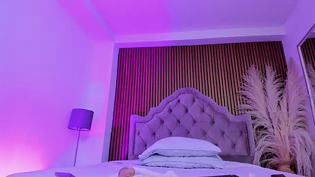 Violett_hott_ webcam