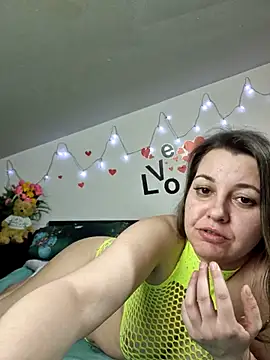 SweetMaddy888 webcam