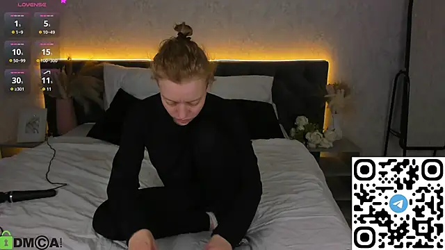 Michelle_Blond webcam