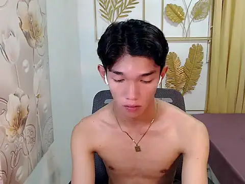 urasian_john18 webcam