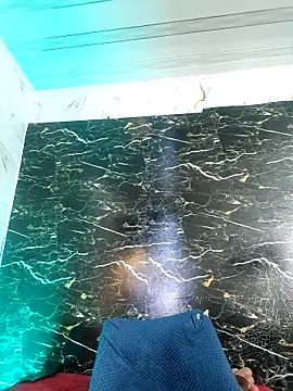 crislingery_dolli webcam