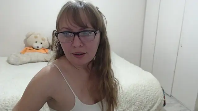 margotlot - MargotLot's free webcam - UK Sex Cams