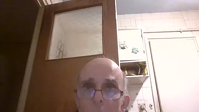 mariusica1@xh webcam