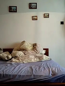 chcem1975 (Ask my age) - Undress me 🙂