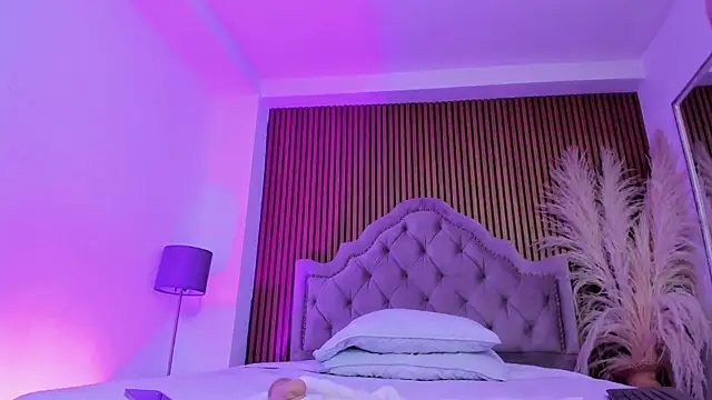 Violett_hott_ webcam