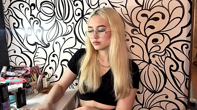 Kat_Catherine webcam