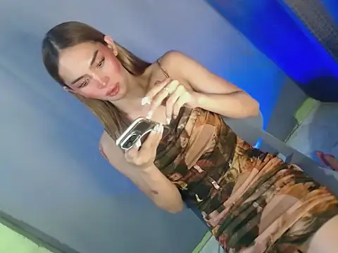 sweetfuckerbaby18 webcam