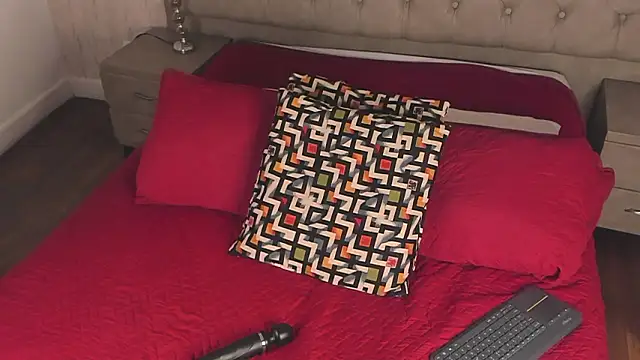 Sienna_brunette webcam