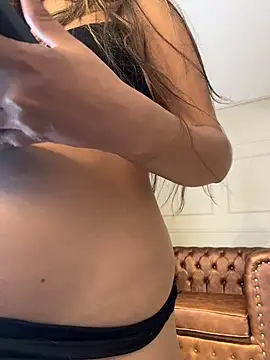 EMILIIA_RICHTER__ webcam