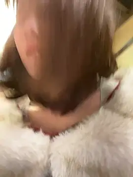 美女littleqiu在线直播