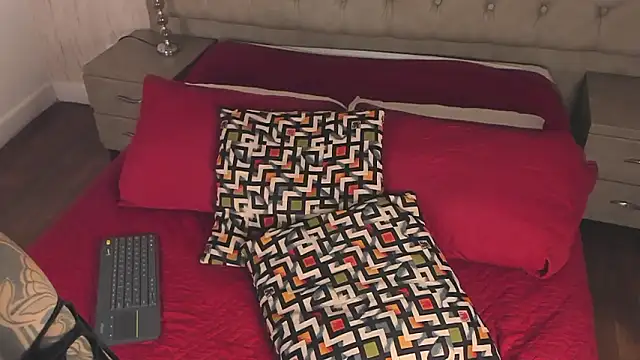 Sienna_brunette webcam