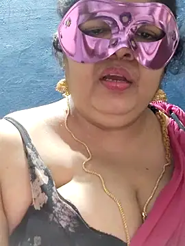 tamilthanushri webcam