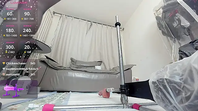 美女fox-yiyi在线直播