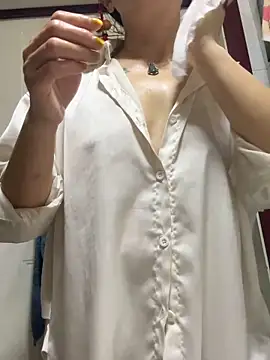 美女aniani11在线直播