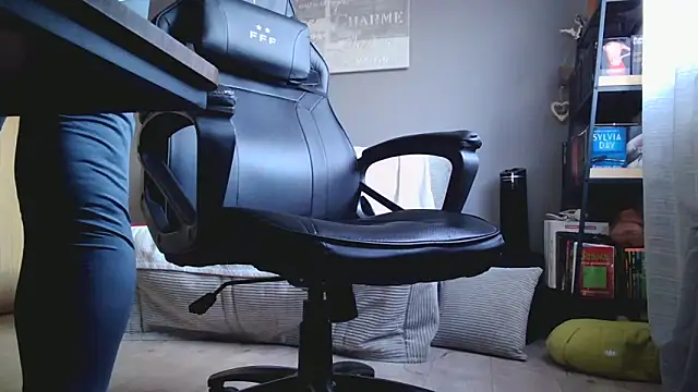 scorvierge@xh (M grandpa) - wank / branle /    every 10 show cock