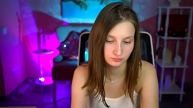 ellahorton - EllaHorton's free webcam