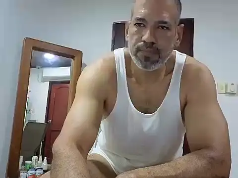 jackbigcock11 webcam