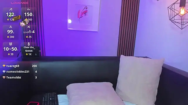 Nahiajhonson_ webcam