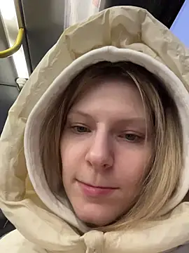 MaryHiggins live sex cam