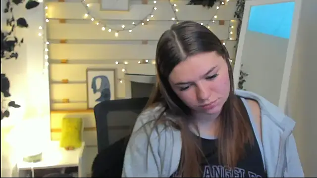 Josephine_Kiss webcam