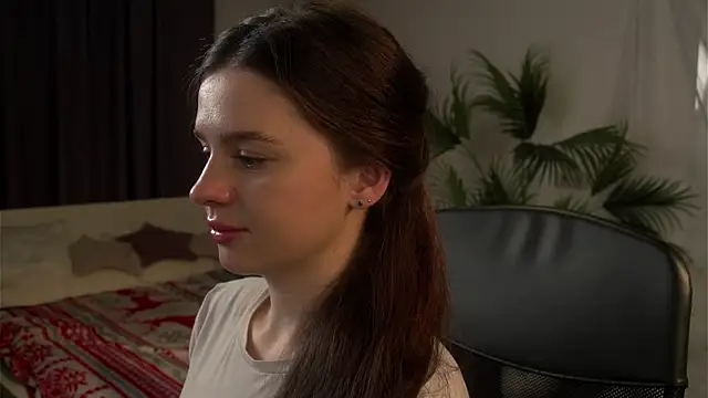 Olivia_Farrell webcam