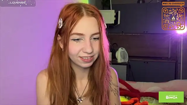 veneloppalife (F young) - take off bra for you