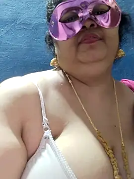 tamilthanushri webcam