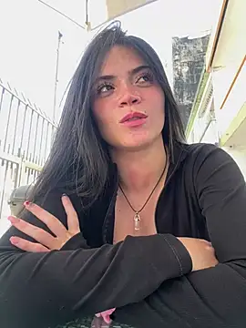 PamelaJonsom_ webcam