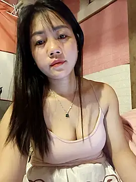 Ngocmai_lazdy webcam