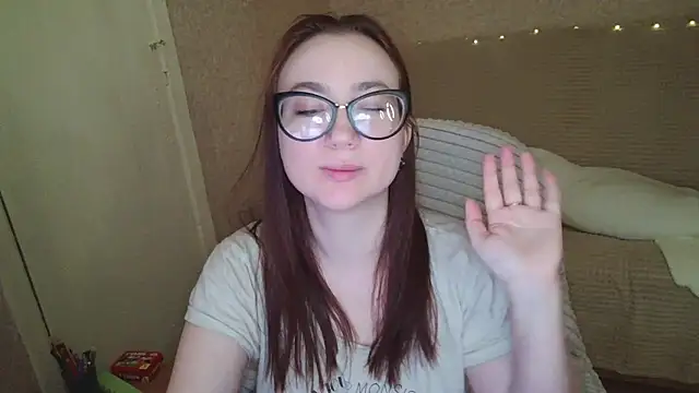 micky_wood (F young) - my dildo berween my boobs for 5 minutes