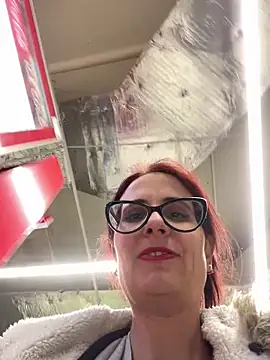 NataKitten live sex cam