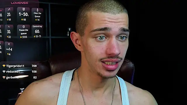 kaydendrew (M twink) - Goal of the day! Make me happy!