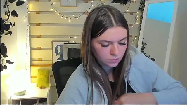 Josephine_Kiss webcam