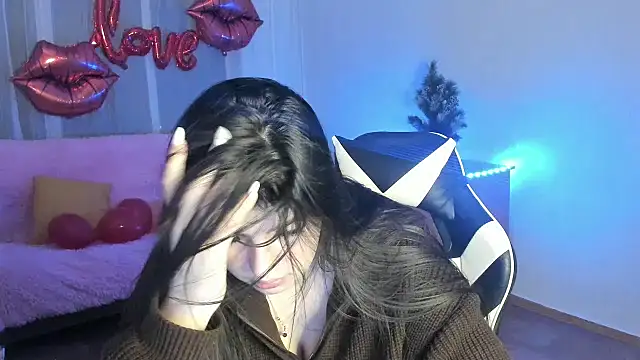 kisamodel - KisaModel's free webcam - UK Sex Cams