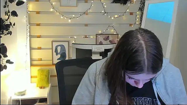 Josephine_Kiss webcam