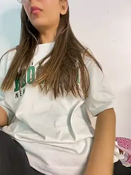 sexy_liciy (F teen) - I phone 17promax